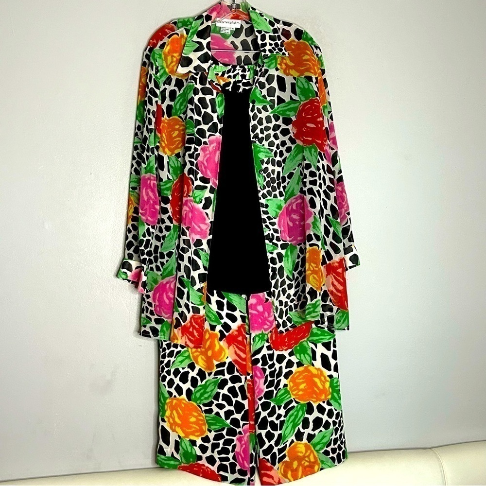 Vintage Bloomingdale’s Silk 3 piece relaxed wide leg floral animal print set